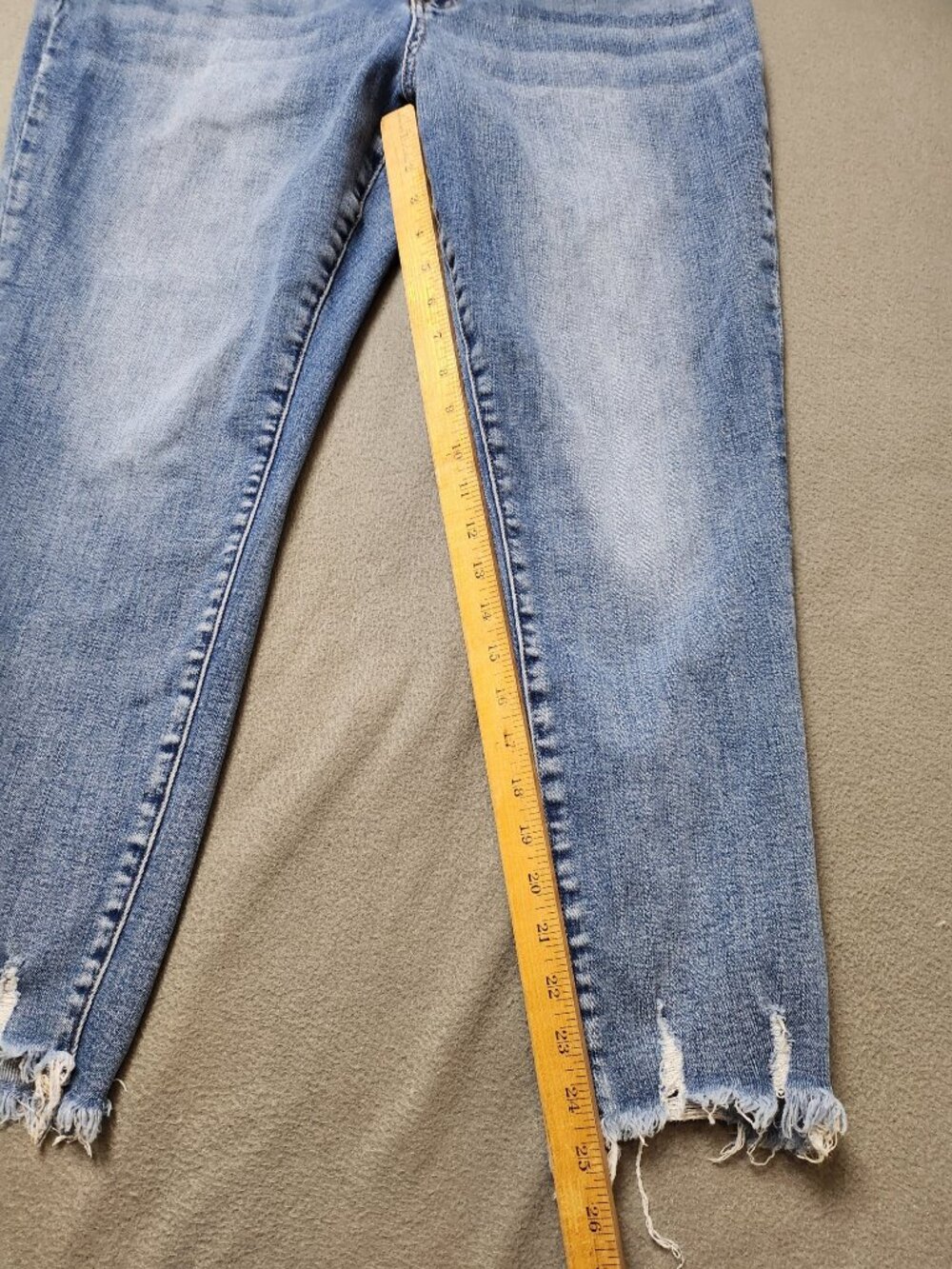 Lovervet by Vervet Light Wash High Rise Distressed Ankle Skinny Jeans Size 20 - Picture 10 of 10